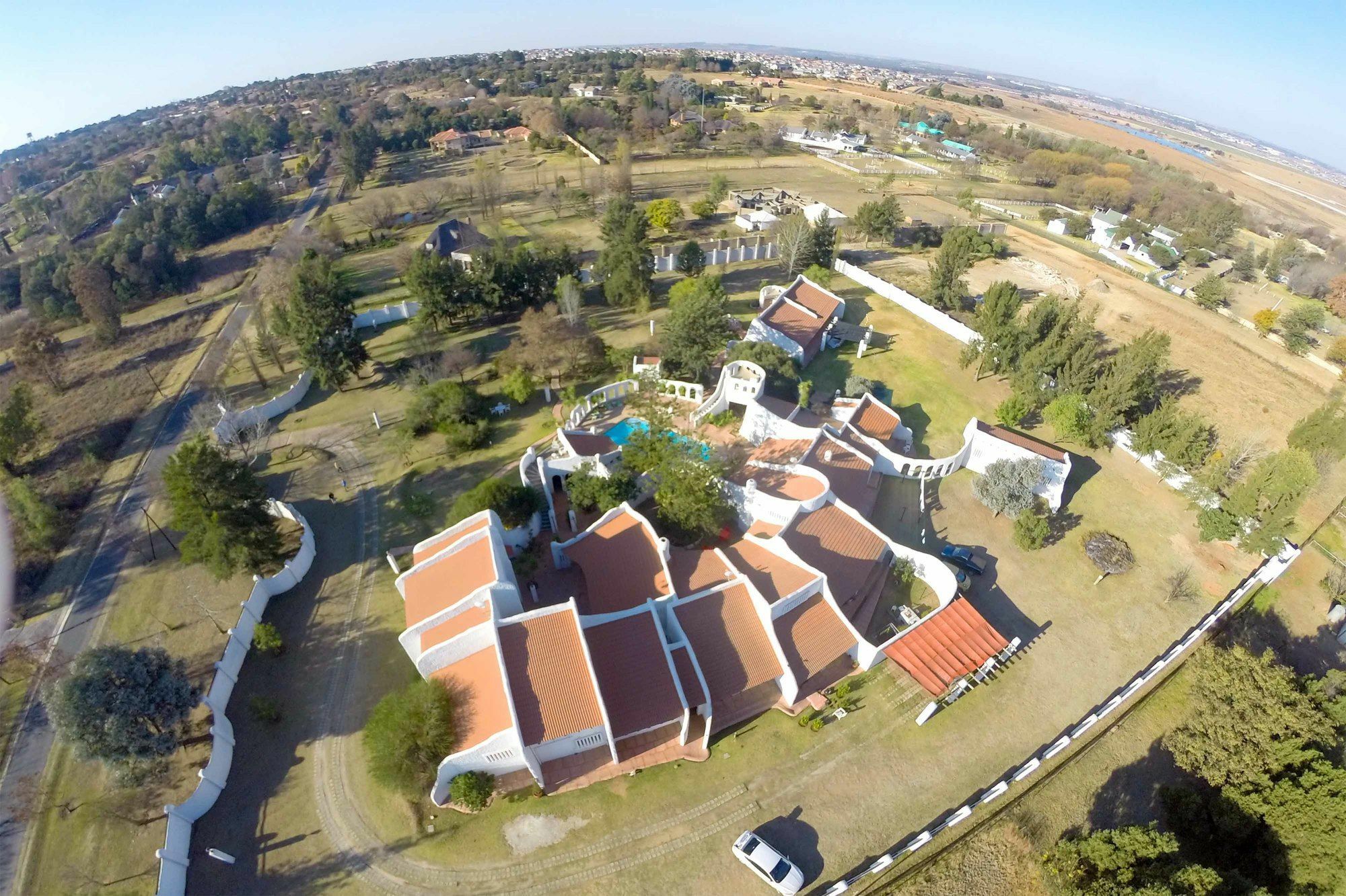 By Bush Telegraph Lodge Johannesburg Exterior photo